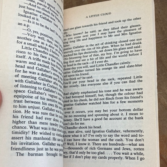 James Joyce Dubliners softcover - vintage 1984 reprint of original 1916 book - Picture 13 of 14